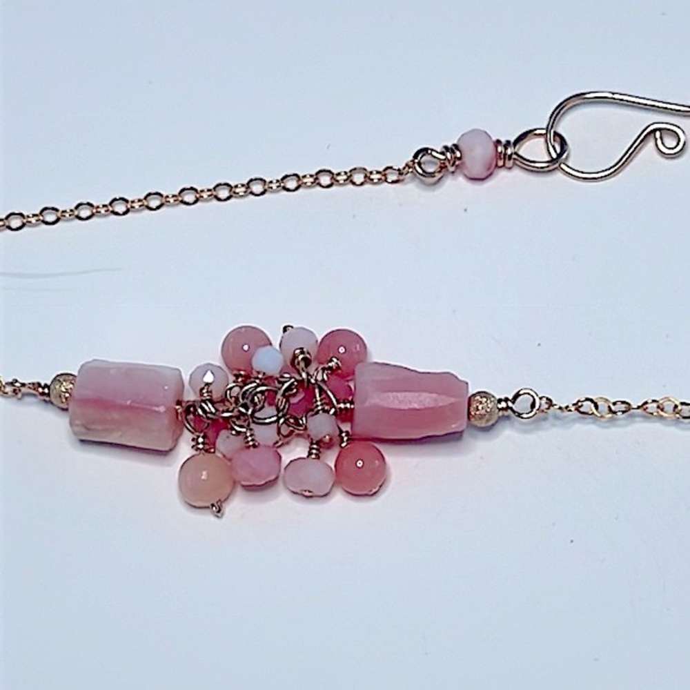 Gold filled necklace with pink and white Peruvian Opal gemstones. - Picture 6 of 6